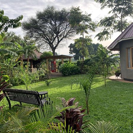 Hotel Tulivu Kilimanjaro Retreat Msaranga Exterior foto